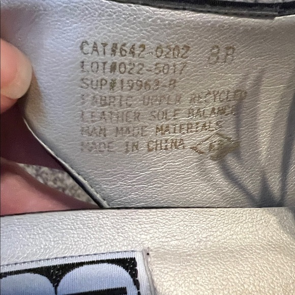 Elegant Black Slingback Heels - Picture 8 of 8